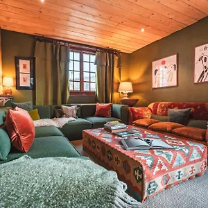 The Fat Fox Lodge, Morzine Lodge